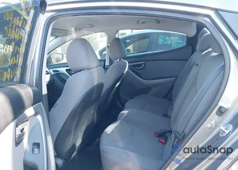 2014 Hyundai Elantra Se z USA, uszkodzony, nr VIN 5NPDH4AE7EH479474